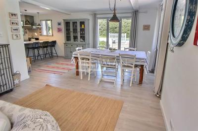 Villa - 218 m² - 7 pièces