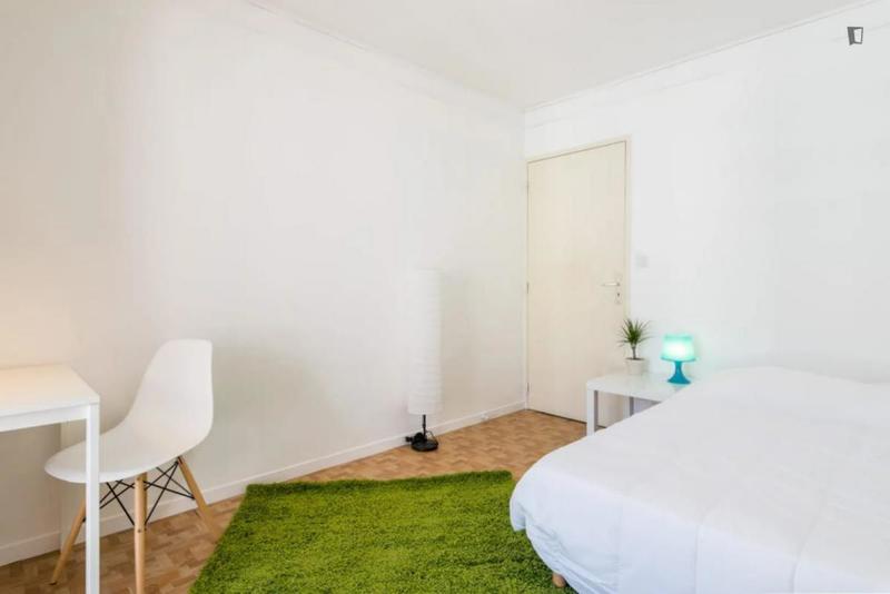 Chambre - 11 m² - 5 pièces