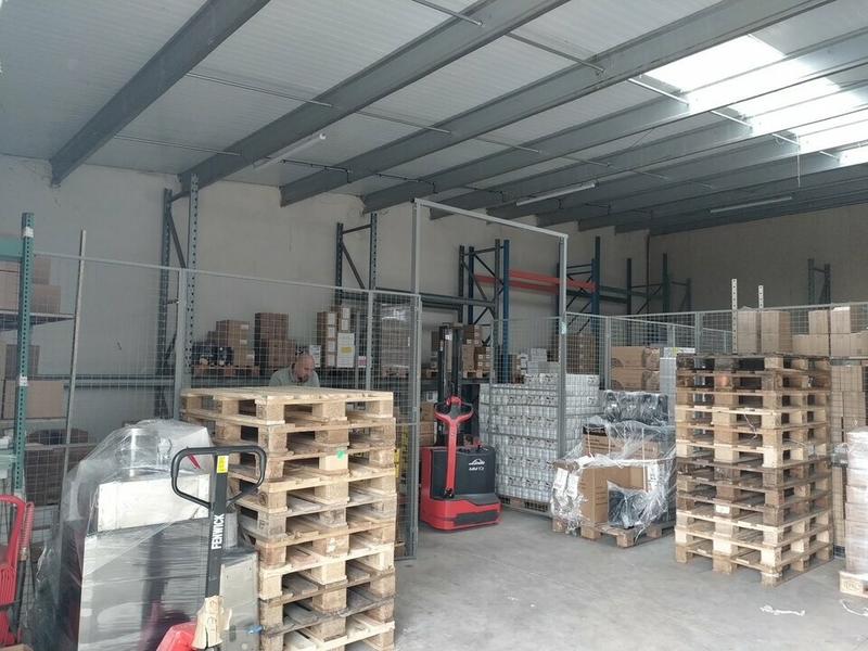 Atelier d'activités - 180 m²