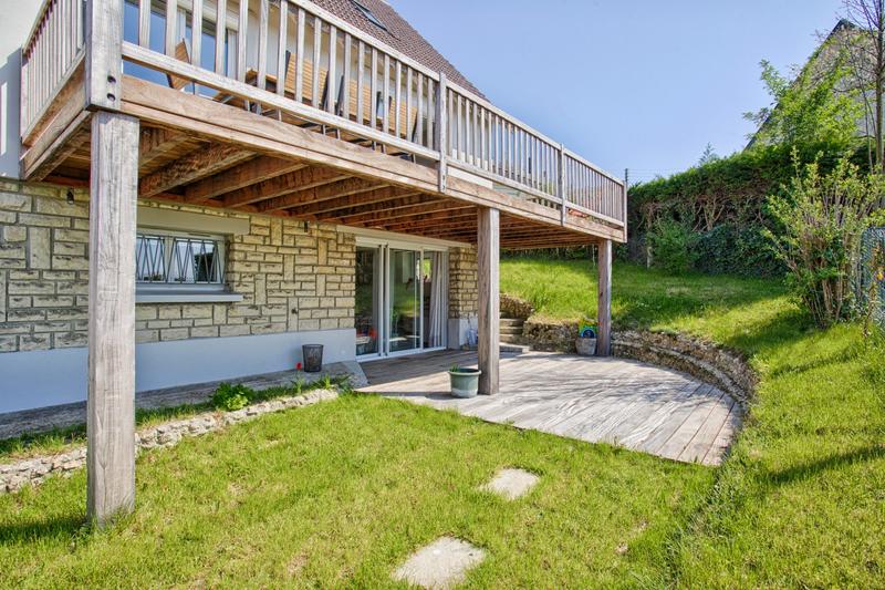 Maison - 176 m² - 7 pièces