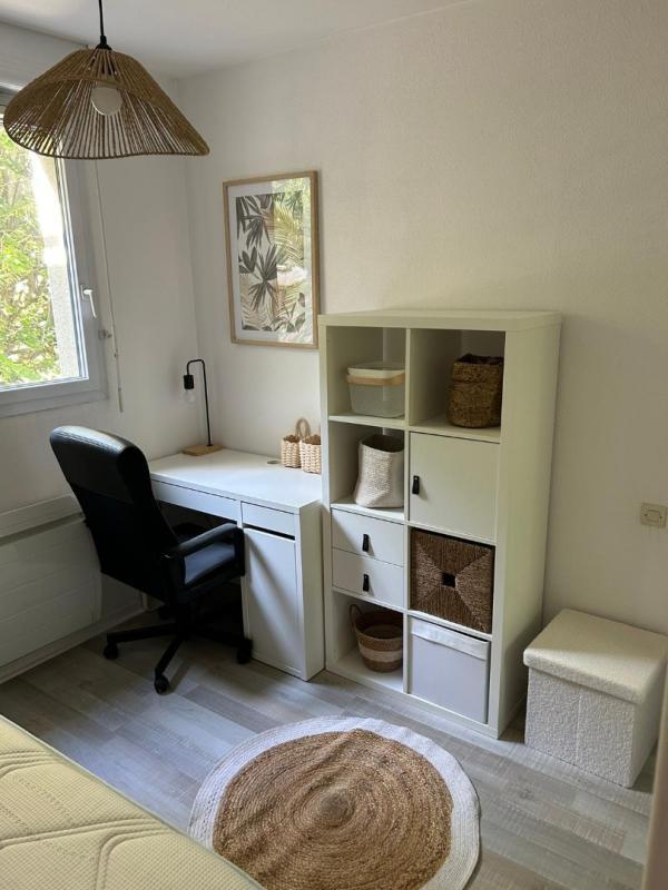 Chambre - 9 m² - 1 pièce