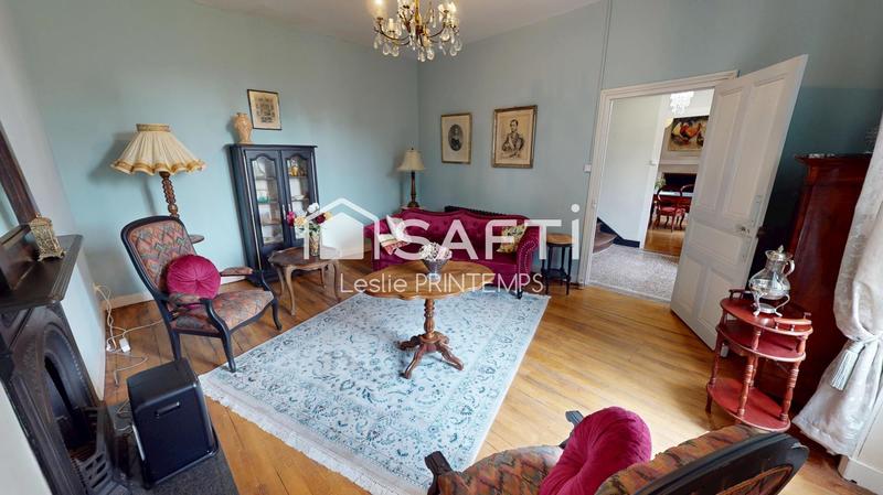 Maison - 200 m² - 6 pièces