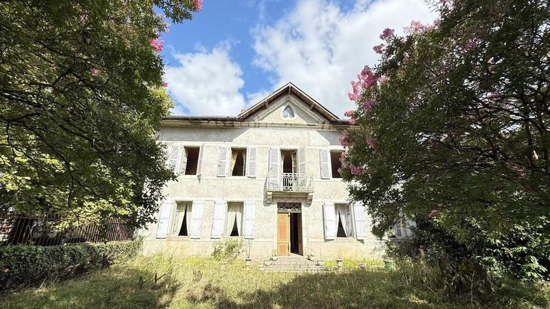Maison de maîtres - 400 m² - 10 pièces