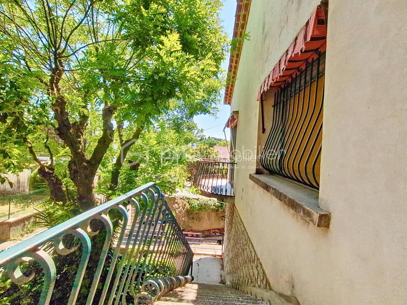 Appartement - 96 m² - 4 pièces