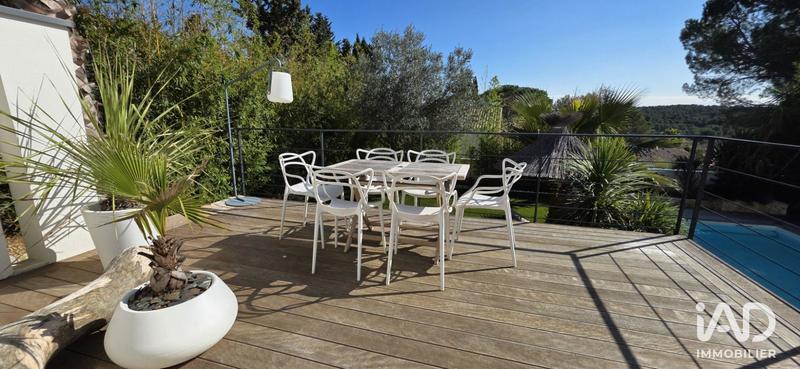 Maison - 180 m² - 5 pièces