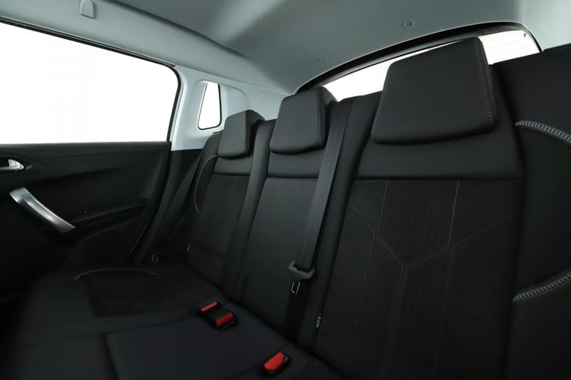 Peugeot 2008 1.2 PureTech Crossway Eat6 110 ch