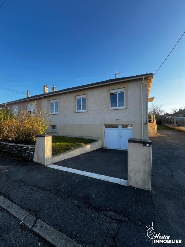 Maison - 99 m² - 6 pièces