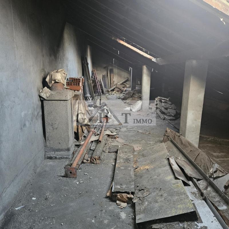 Entrepôt - 528 m² - 3 pièces