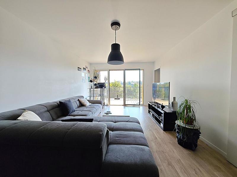 Appartement - 84 m² - 4 pièces