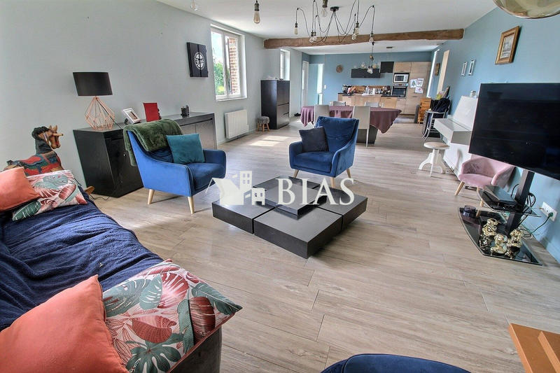 Maison - 170 m² - 6 pièces