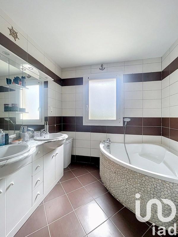 Maison - 118 m² - 6 pièces