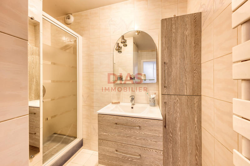 Maison - 157 m² - 1 pièce