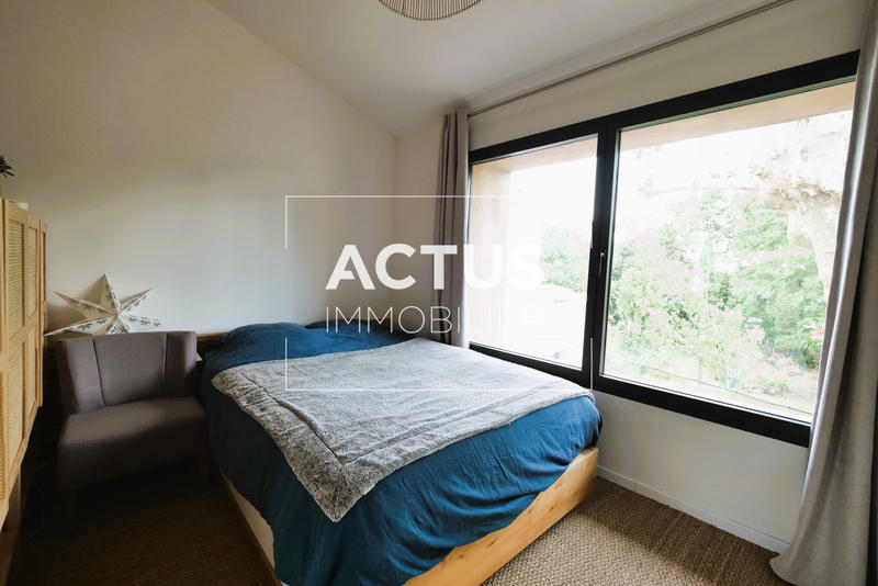 Maison - 182 m² - 6 pièces