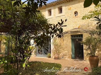 Maison en pierre - 260 m² - 7 pièces