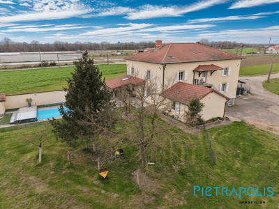 Maison ancienne - 357 m² - 5 pièces
