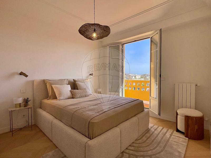 Appartement - 88 m² - 3 pièces