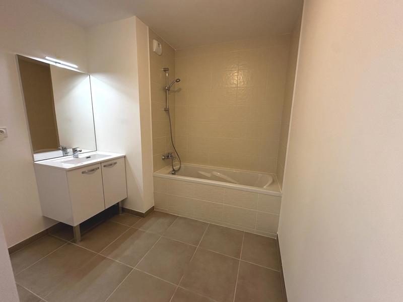 Appartement - 86 m² - 4 pièces