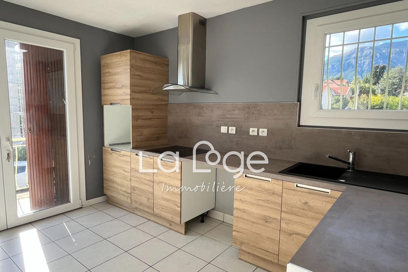 Appartement - 88 m² - 4 pièces