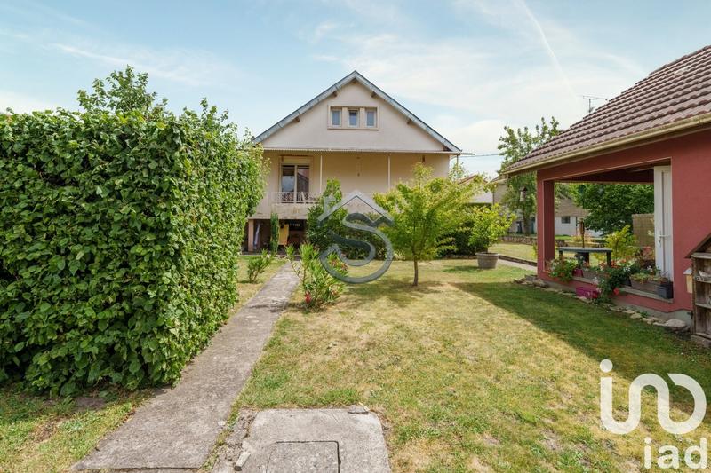 Maison - 106 m² - 6 pièces