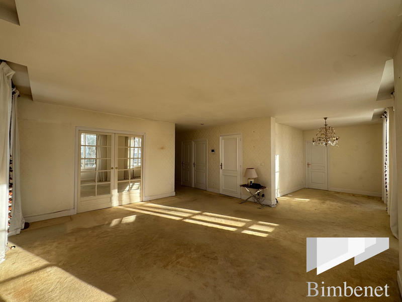 Appartement - 124 m² - 5 pièces