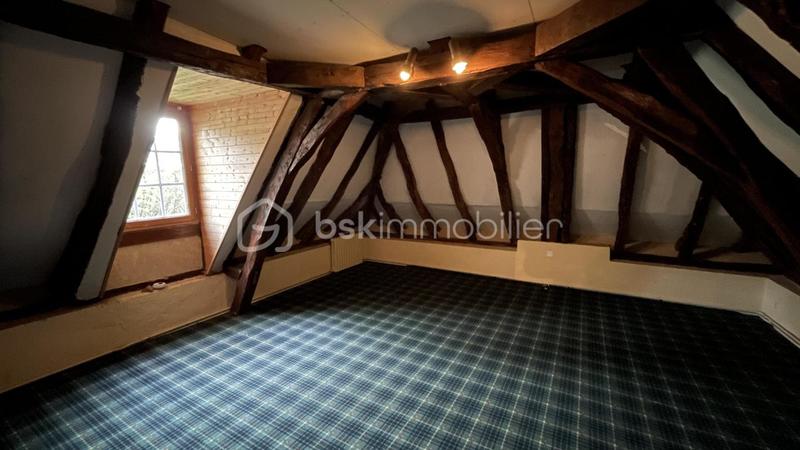 Propriété - 280 m² - 12 pièces