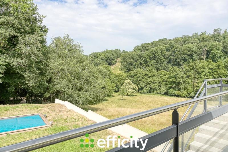 Maison - 175 m² - 7 pièces