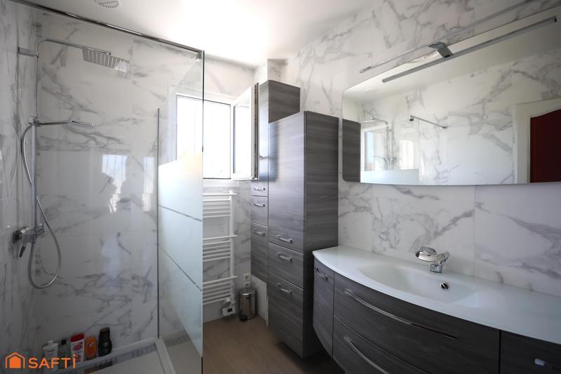 Maison - 192 m² - 8 pièces