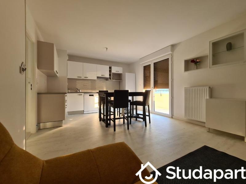 Chambre - 12 m² - 1 pièce