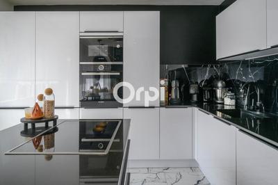 Appartement - 90 m² - 4 pièces