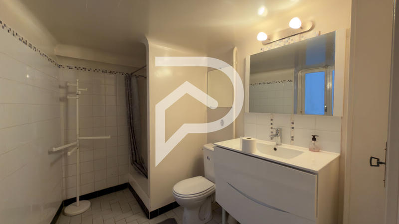 Maison - 104 m² - 4 pièces