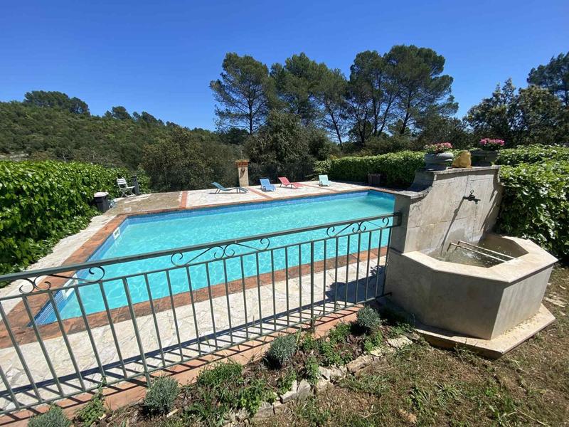 Maison - 182 m² - 8 pièces