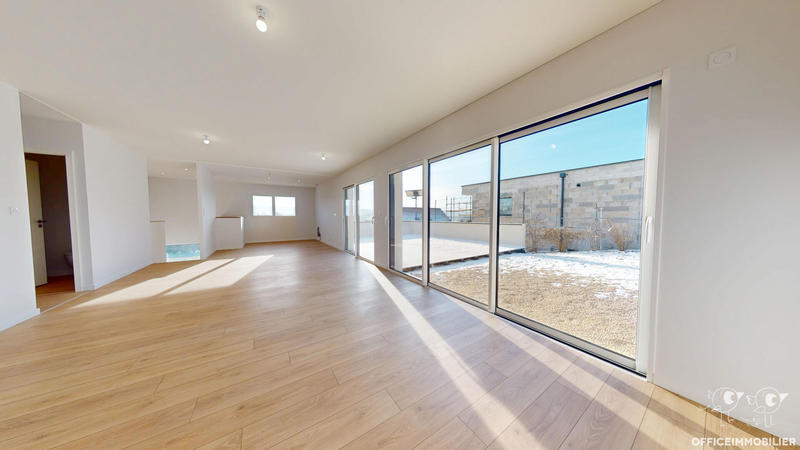 Maison - 140 m² - 6 pièces