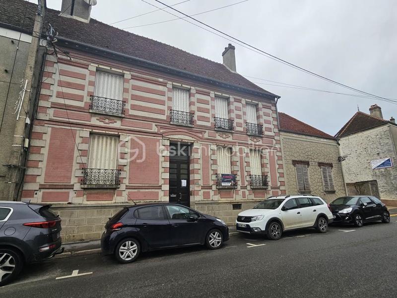 Maison bourgeoise - 227 m² - 9 pièces