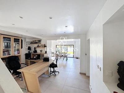 Maison - 150 m² - 4 pièces