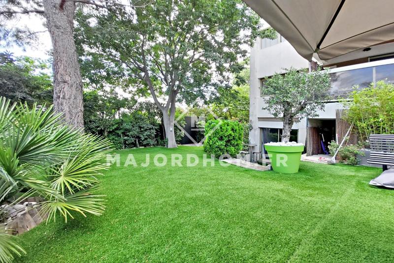 Appartement - 85 m² - 3 pièces