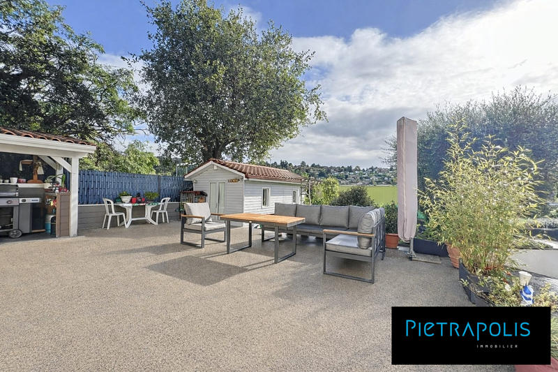 Maison traditionnelle - 160 m² - 5 pièces