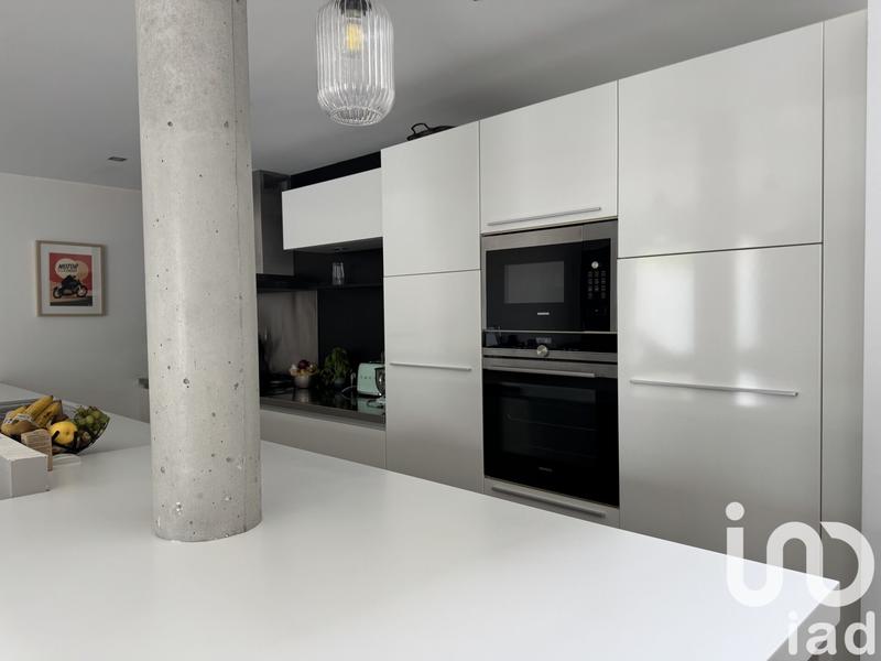 Maison - 180 m² - 5 pièces