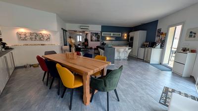 Maison traditionnelle - 167 m² - 5 pièces