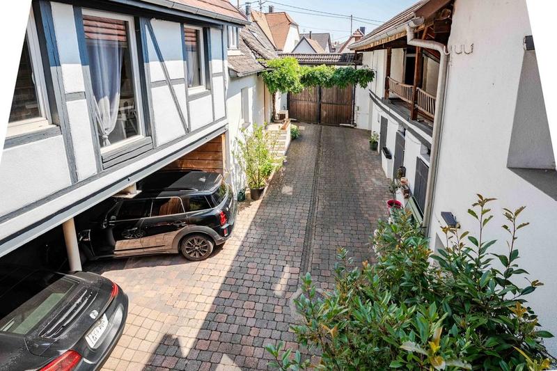 Maison ancienne - 398 m² - 10 pièces