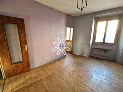 Maison - 73 m² - 5 pièces