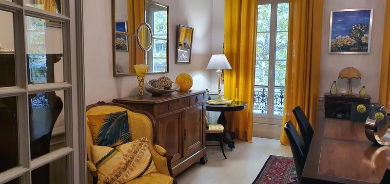 Appartement - 196 m² - 6 pièces