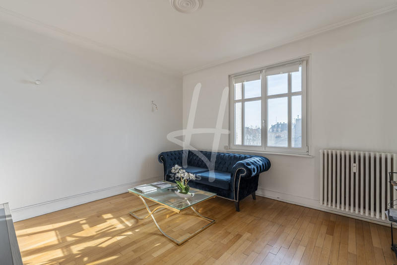 Appartement - 111 m² - 5 pièces