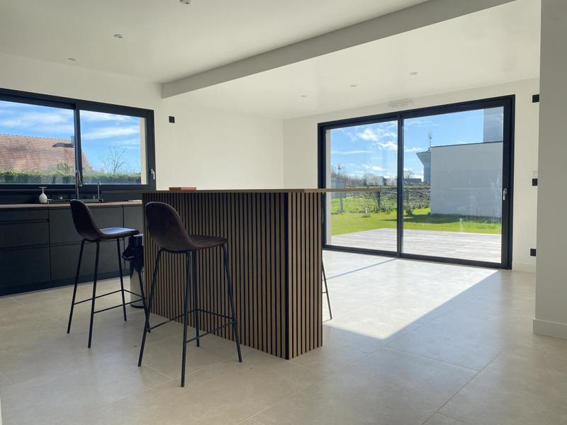 Maison - 163 m² - 5 pièces