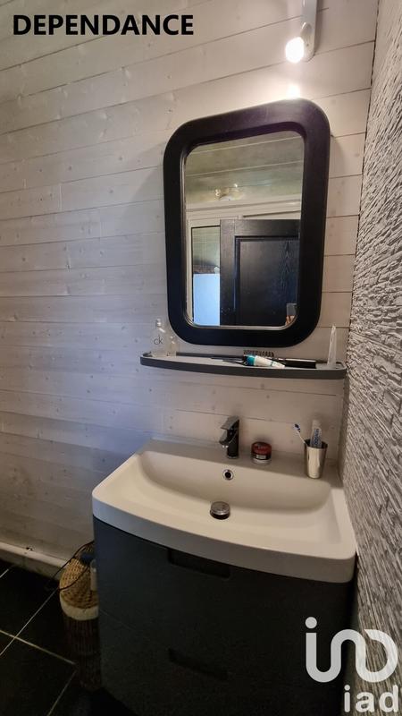 Maison - 242 m² - 6 pièces