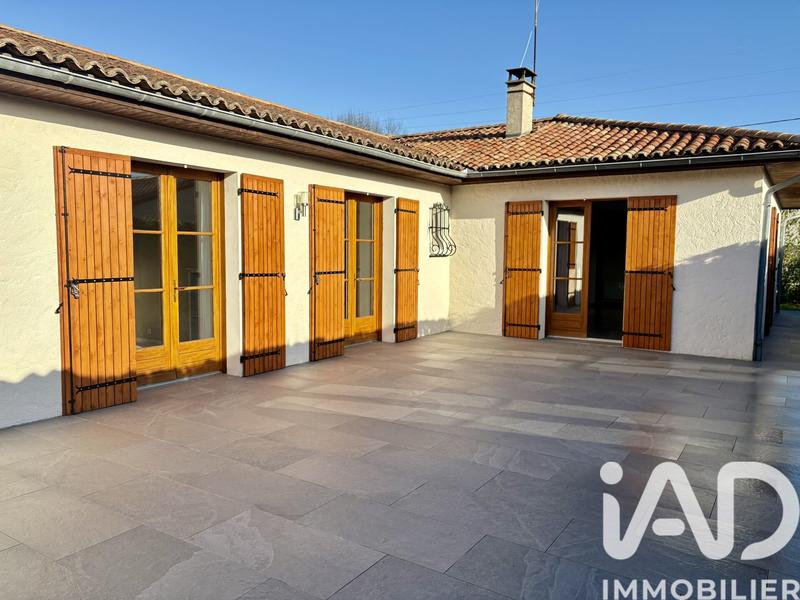 Maison - 166 m² - 8 pièces