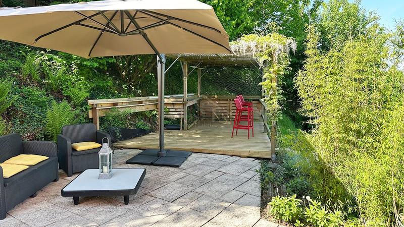 Maison - 237 m² - 6 pièces