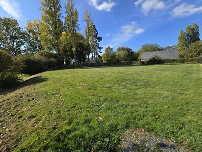 Terrain constructible - 800 m²