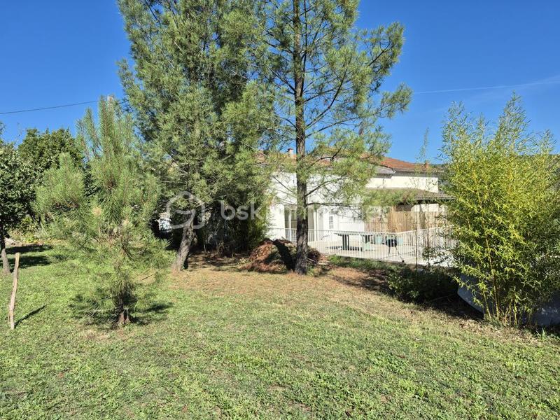 Maison - 102 m² - 4 pièces