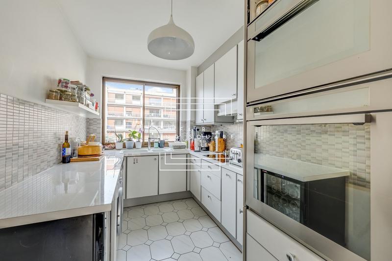 Appartement - 77 m² - 3 pièces