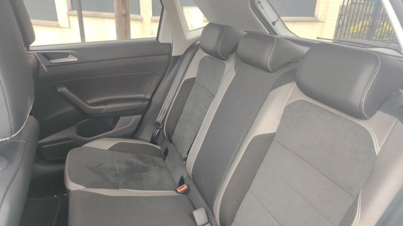 Volkswagen Polo VI 1.0 Tsi 110 Dsg7 Carat